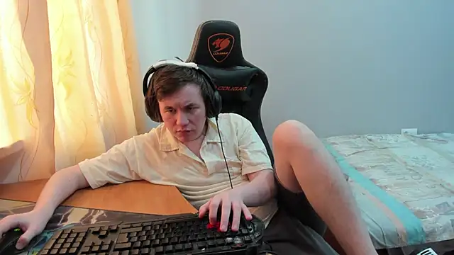 iliaskrislove – Kamerová šou