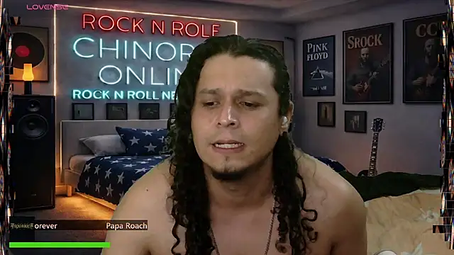 chino_roz: διαδικτυακό σόου στην κάμερα