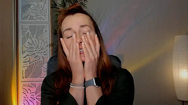 RebeccaMartinez Adlı Modelin Canlı XXX Sohbeti