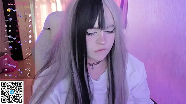 SelenaCute Live XXX-Chat