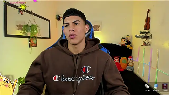 แชท XXX สดของ Damian_latinxxx