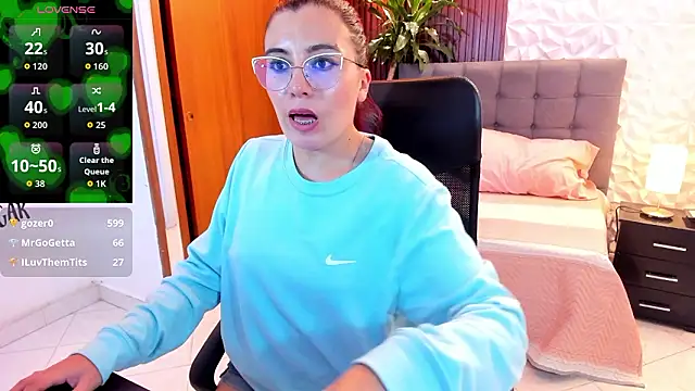 Онлайн чат XXX allison_mc