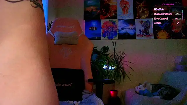 دردشة GoodWitch_ الجنسية المباشرة