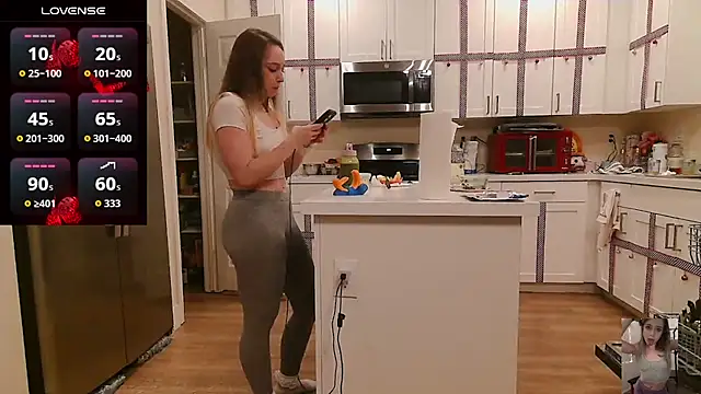 Blondiewithanass Live XXX Chat