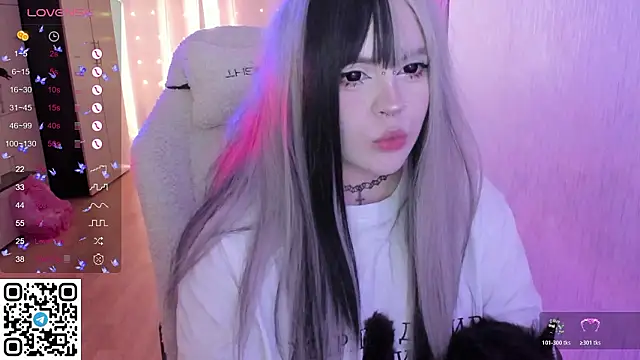 SelenaCute Live XXX Chat