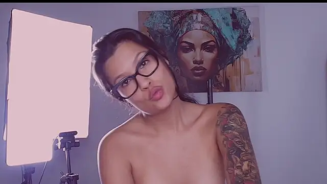 دردشة Andy__Nova الجنسية المباشرة