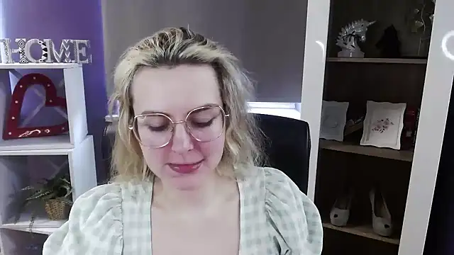 Zoey_Erotic: απευθείας συνομιλία ΧΧΧ