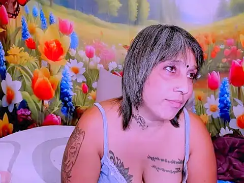 indianroxy Live XXX-chat