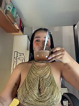 AsianMilfSheryl: вебкам-шоу