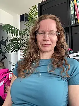 AnnikaRose 现场XXX聊天