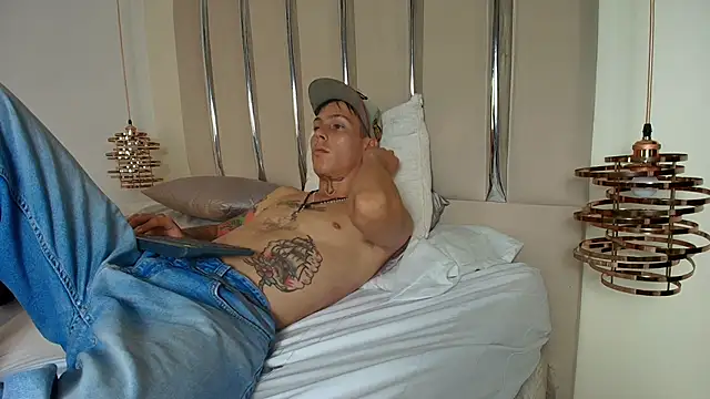 Ethan_Wolfen Webbikameraesitys