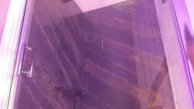 Chat +18 de realhotfallingdevil ao vivo