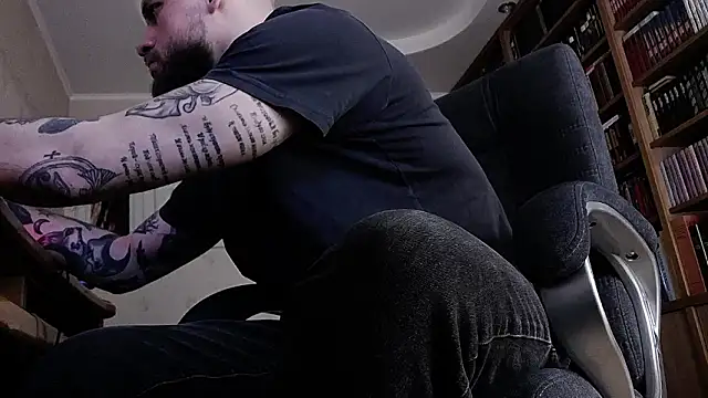 FindomJason: вебкам-шоу