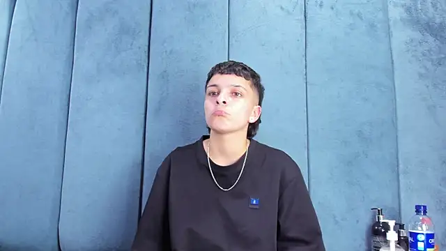 Chat +18 de Megan_Thompson_ ao vivo