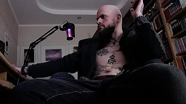 Chat +18 de FindomJason ao vivo