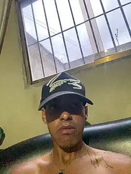 Chat XXX ao vivo de Aleexxx_2005