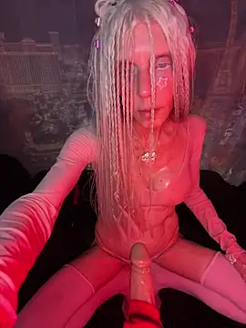 1NikiVegas Live XXX Chat