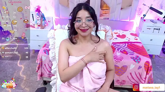 MARIANA_TAY1 Adlı Modelin Canlı XXX Sohbeti