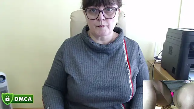 BrandiOhNight: онлайн-секс-чат