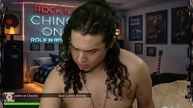 chino_roz Webcam show