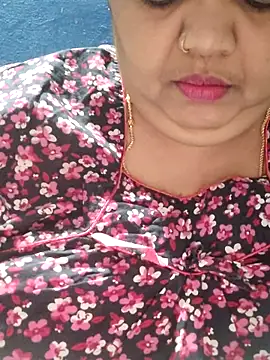 Show webcam de tamilthanushri