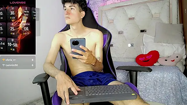 johnny_cagee 即時 XXX 聊天