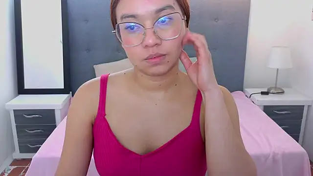 chaneelstark Chat XXX in diretta