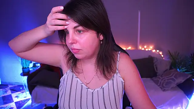 MirandaWong Chat XXX live