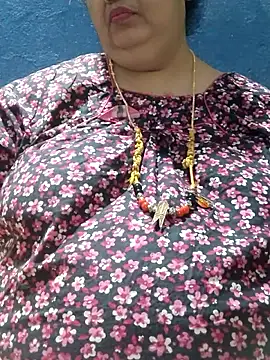 tamilthanushri Live XXX-Chat