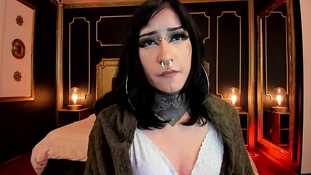 Kat_VonDe Live XXX Chat