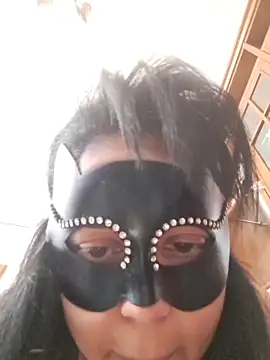 h4cPaolaMascherata's Live XXX Chat