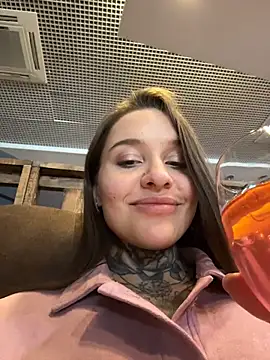 KishaMur Adlı Modelin Web Kamerası Şovu