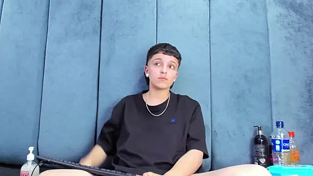 Megan_Thompson_'s Live XXX Chat