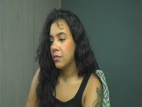 ObeyVal – Naživo XXX chat