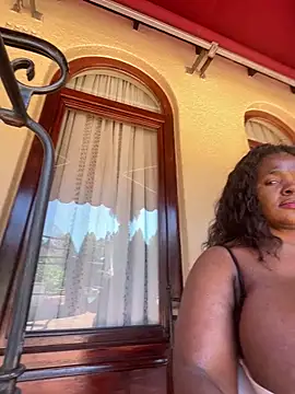 xXXSexyamazon Chat XXX in diretta