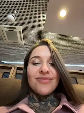 Chatroom XXX en direct de KishaMur