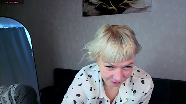 Ann_Annise Adlı Modelin Canlı XXX Sohbeti