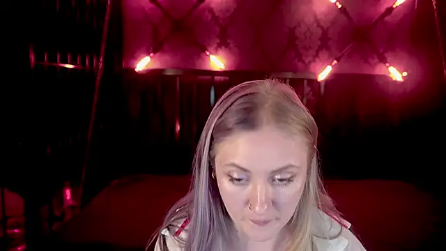 DramaQuenns 现场XXX聊天