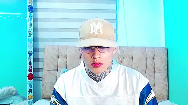 _justinmoon2n Live XXX chat