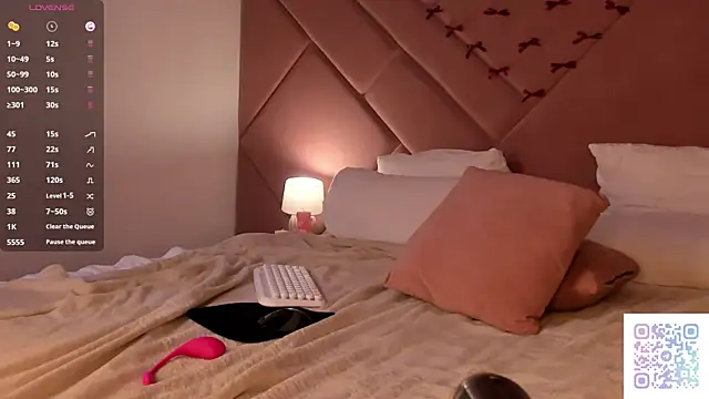 Онлайн чат XXX Casandra_Joness