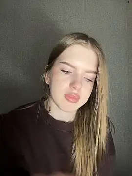 KayShaw Adlı Modelin Canlı XXX Sohbeti