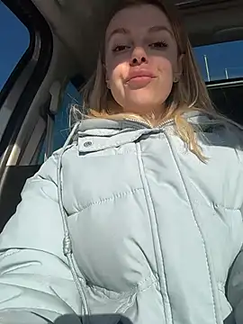 Онлайн чат XXX HarrietDart