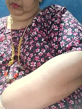 Chatroom XXX en direct de tamilthanushri