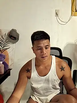 Felix_Asher Show in webcam