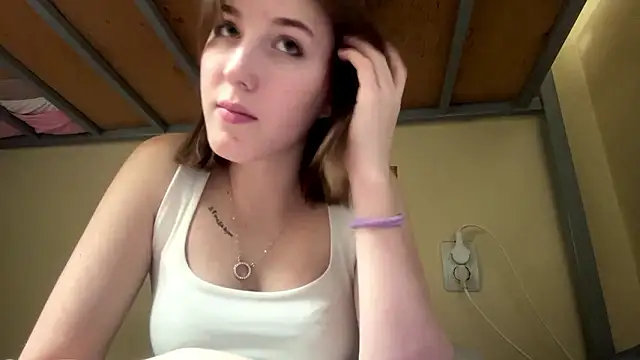 AquilineOrites Live XXX-chat