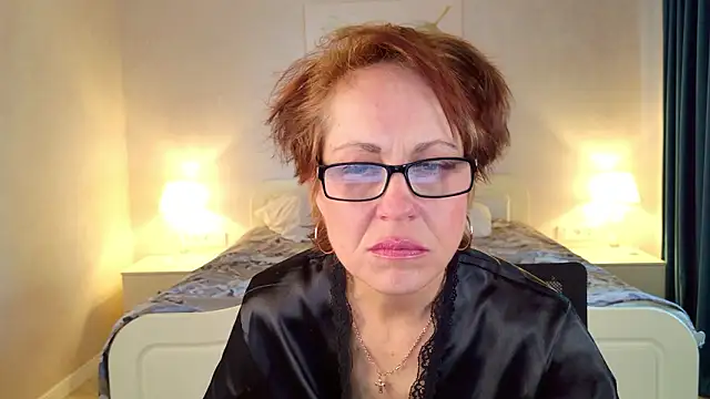 LioraWeiss 现场XXX聊天