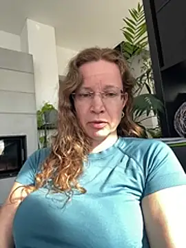 XXX chat uživo modela AnnikaRose