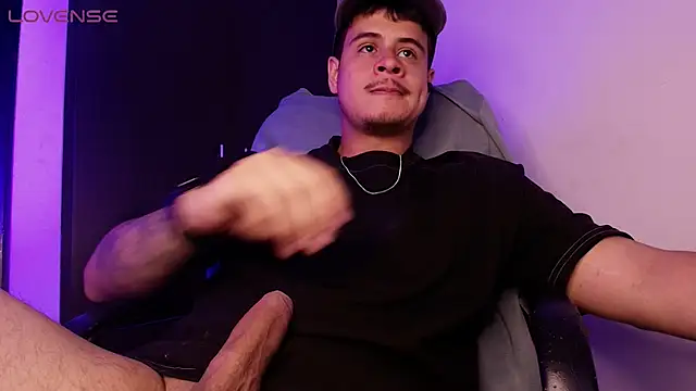 BjornSteelのライブXXXチャット