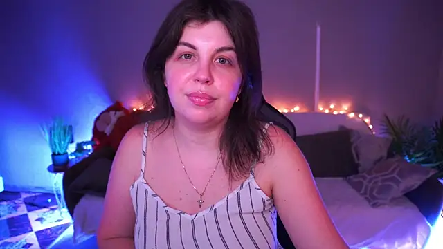 XXX chat uživo modela MirandaWong