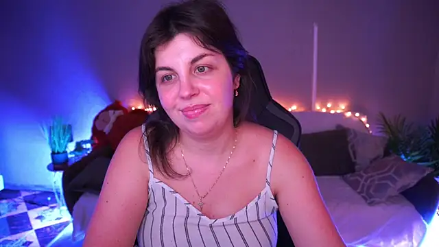 MirandaWong's Live XXX Chat